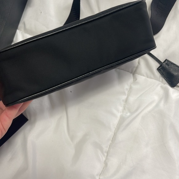 ** SOLD ** Prada Re-Edition 2005 Re-Nylon bag. ***SOLD*** - Picture 5 of 16